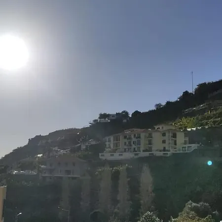 Comfy In The Heart Of Apartmán Ponta do Sol (Madeira)